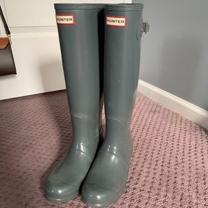 women’s grey hunter rain boots